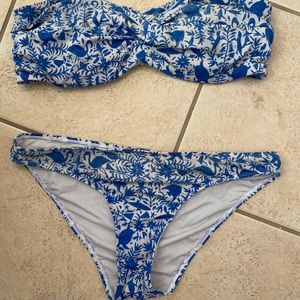 Vineyard Vines bathing suit